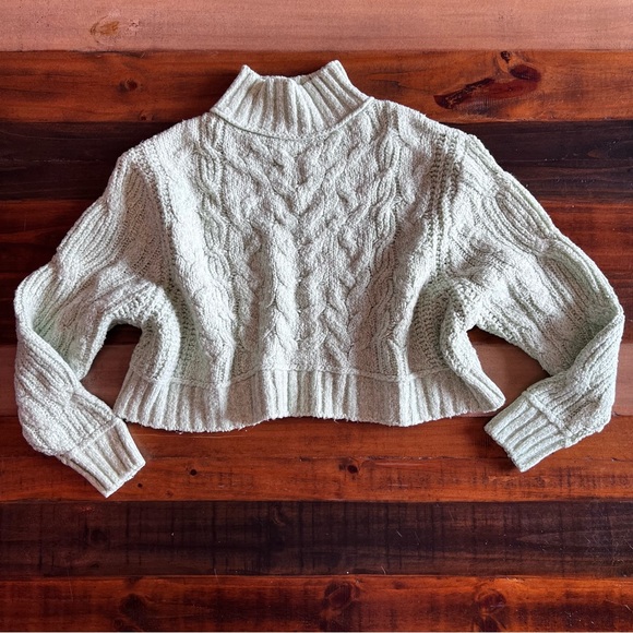Free People Sweaters - Free people cropped green sweater size xsmall